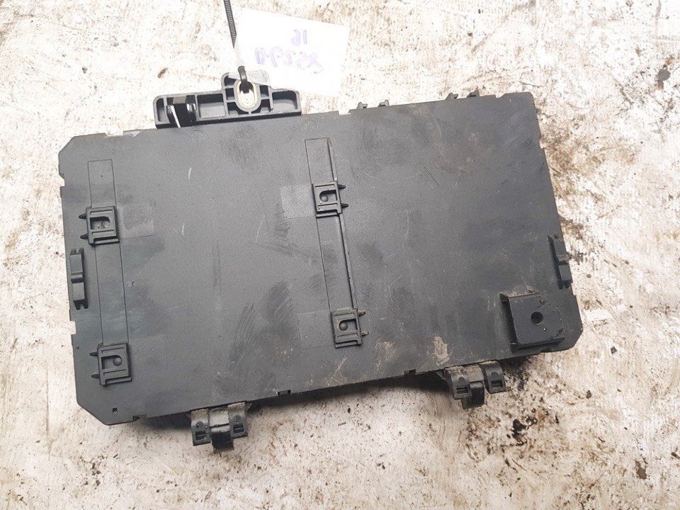 13220829 Opel Zafira 2009 Fuse box - Thumbnail 2