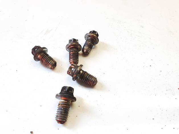 Opel Astra 2006 Śruba koła zamachowego