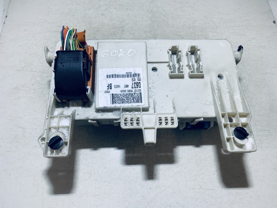 4M5T14A073BF Ford Focus 2005 Fuse box