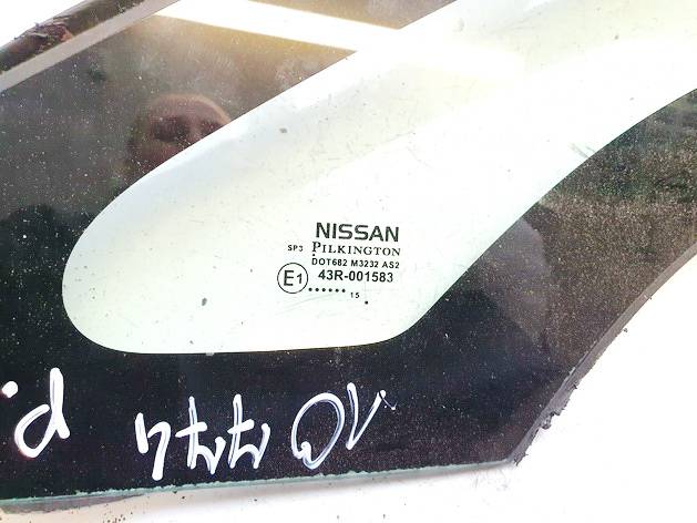 DOT682M3232AS2 Nissan Leaf 2015 Corner quarter window glass - FRONT LEFT - Thumbnail 2