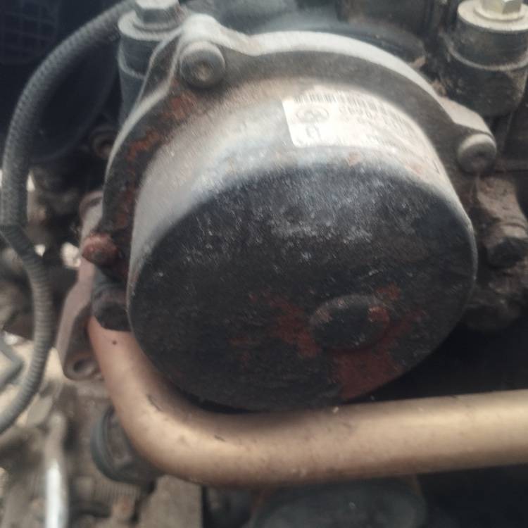 02T11370642 BMW X5 2003 Brake Vacuum Pump - Thumbnail 2