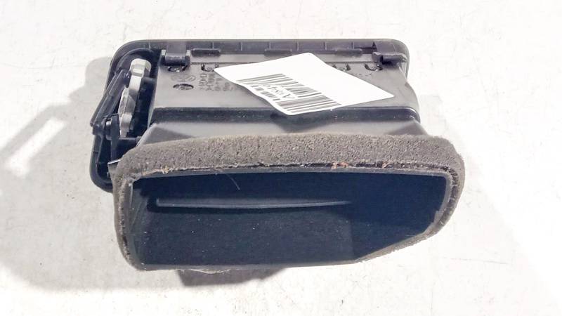 3C1819702E Volkswagen Passat 2006 Dash Vent (Air Vent Grille) - Thumbnail 2