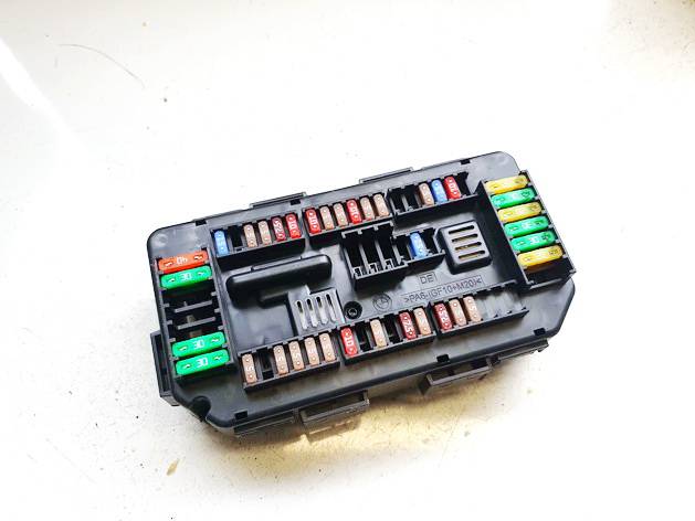 938906801 BMW 1-Series 2018 Fuse box - Thumbnail 2