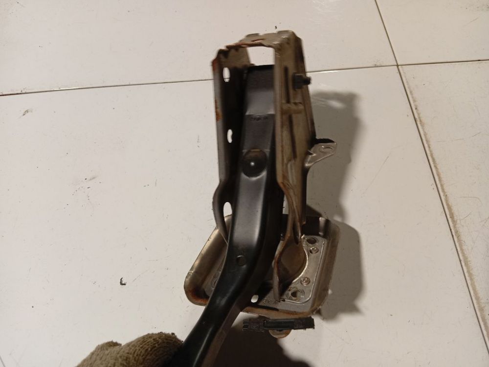 1K1721057AL Volkswagen Passat 2007 Pedal work, Brake pedal, Pedal bracket, Clutch pedal - Thumbnail 3