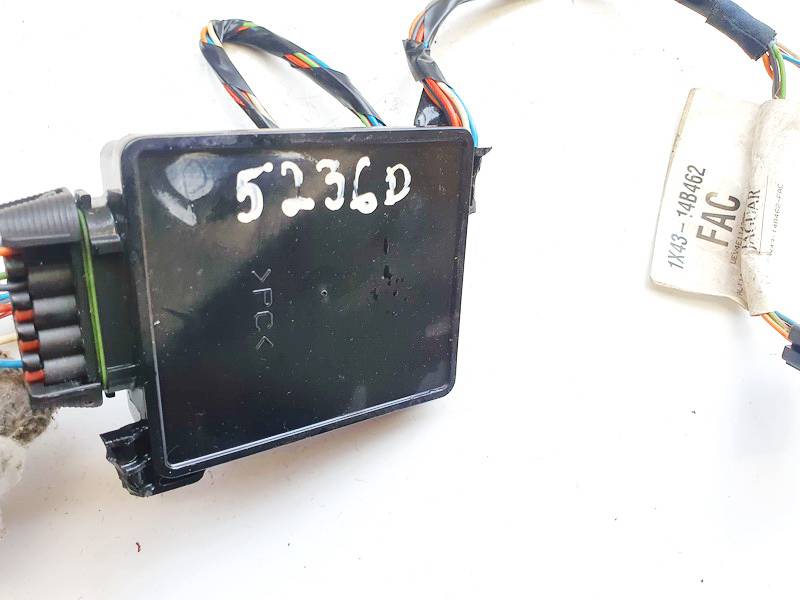 4X4314B422BD Jaguar X-Type 2004 Other computers - Thumbnail 3