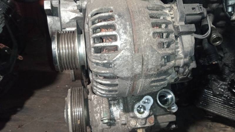 06F903023F Seat Toledo 2005 Alternator