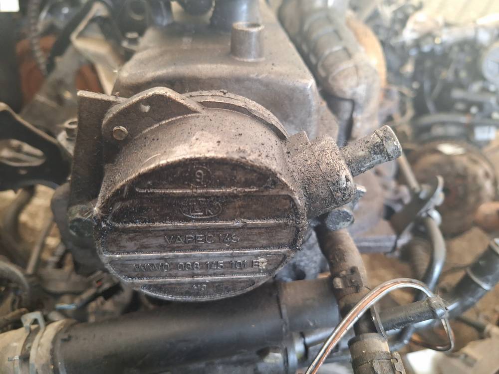 038145101 Seat Leon 2000 Stabdziu vakuumo siurblys - Thumbnail 2