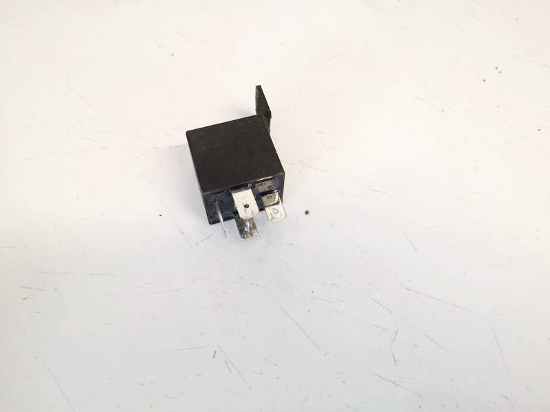 SCB1M1240 Audi 100 1994 Relay module - Thumbnail 2