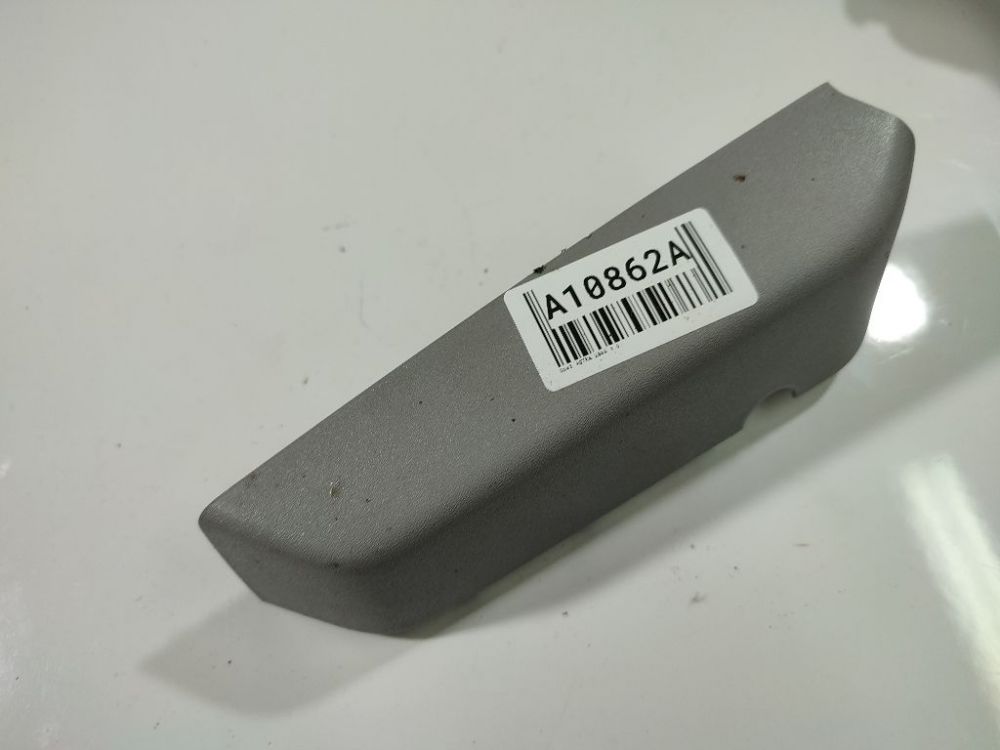 GM13126142 Opel Astra 2006 Interior trim