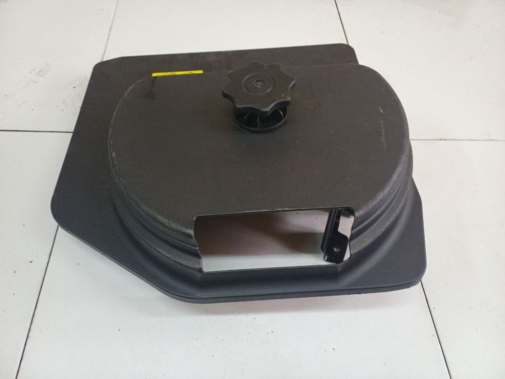 8T0012116 Audi A5 2009 Rezerves riteņa vāciņš - Thumbnail 2