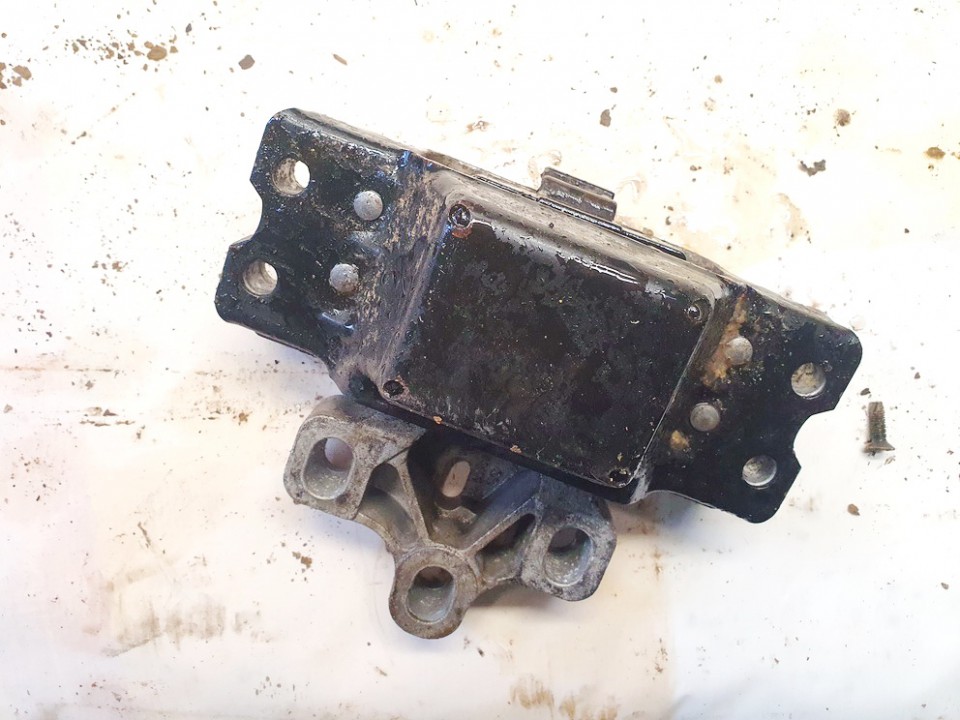 3C0199555 Volkswagen Passat 2006 Moottorin moottorituki - Thumbnail 3