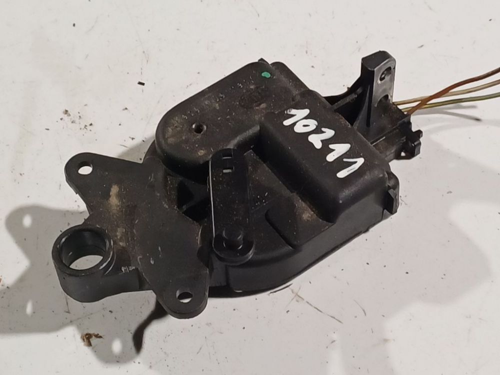 6NN00762600 Skoda Octavia 2003 Heater Vent Flap Control Actuator Motor