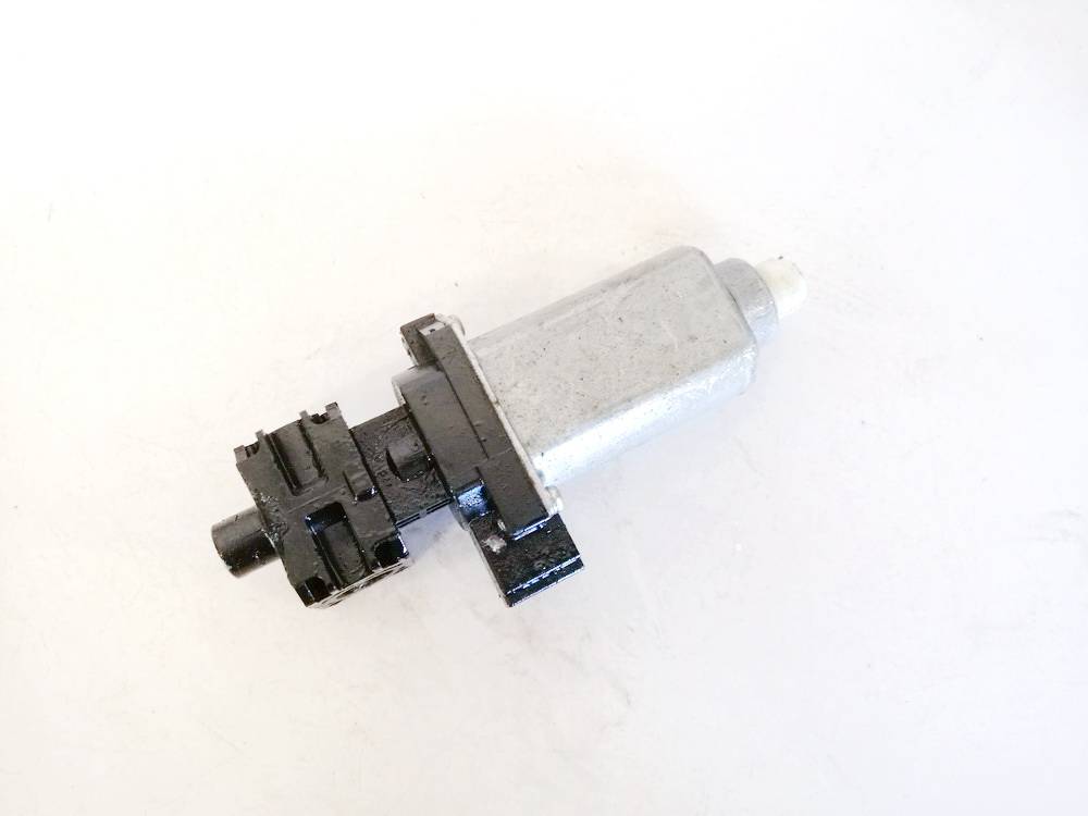 Mazda CX-7 2007 Istuimen moottori - EDESSÄ VASEMMALLA - Thumbnail 2