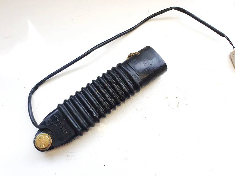 130499 Alfa-Romeo 166 1999 Seat belt holder (Seat belt Buckle) - FRONT LEFT