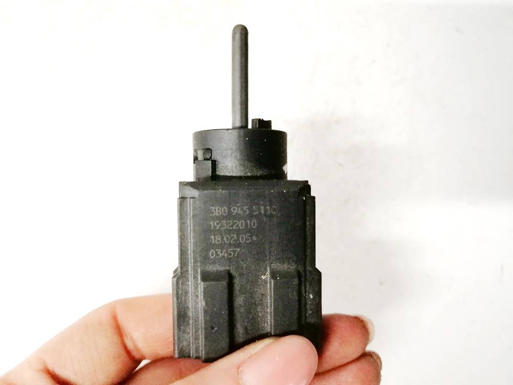 3B0945511C Skoda Octavia 2005 Bremslichtschalter Schalter - Thumbnail 3