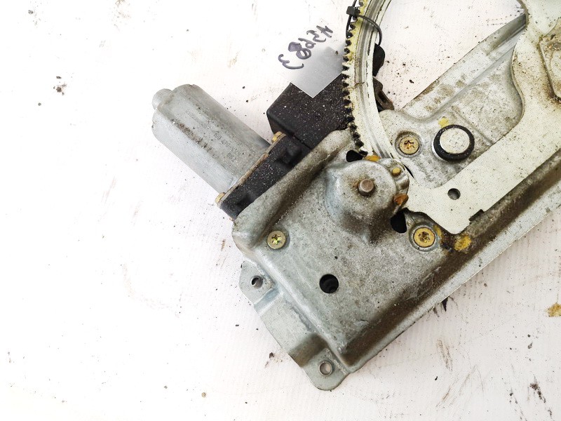 0130821655 Opel Vectra 1998 Durvju loga pacēlāja motors - PRIEKŠA PA LABI - Thumbnail 3