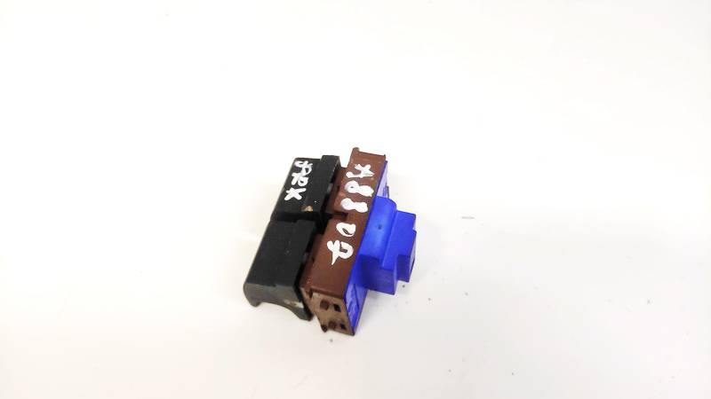 3C0959903B Volkswagen Passat 2007 Bouton trappe à essence Carburant - Thumbnail 2