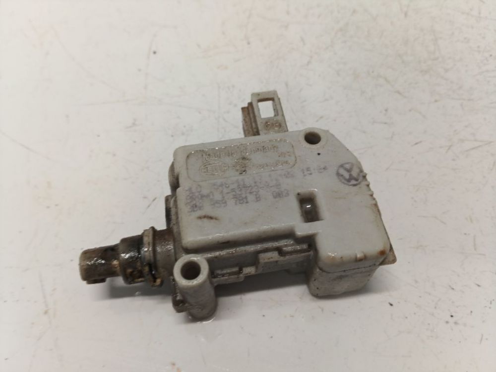 3B0959781B Skoda Octavia 2003 Silnik Zamka Wlewu Paliwa