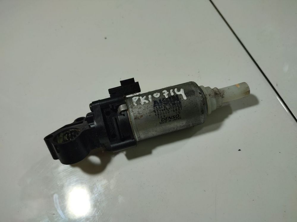 1620006861 Toyota Avensis 2005 Istuimen moottori - EDESSÄ VASEMMALLA