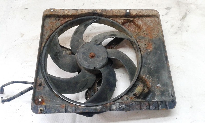 Fiat Brava 1999 Diffuser, Radiator Fan