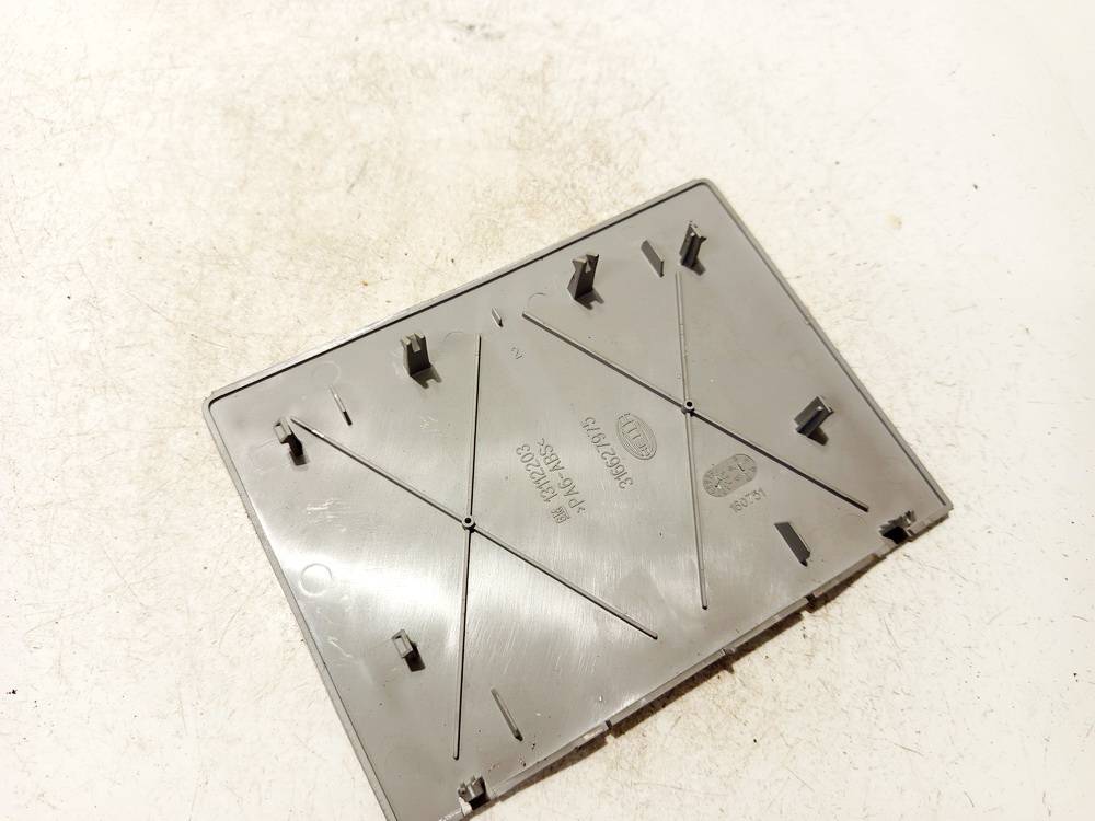 13112203 Opel Astra 2006 Interior trim - Thumbnail 2