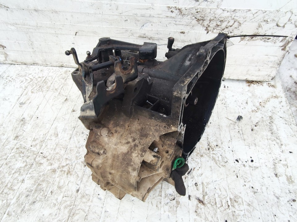 3M5R7201ZB Volvo V50 2005 Skrzynia biegów