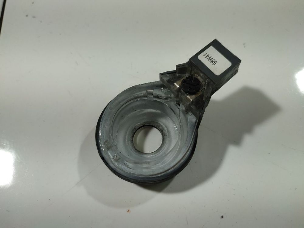 9442961 Volvo V70 1999 garniture intérieure - Thumbnail 3