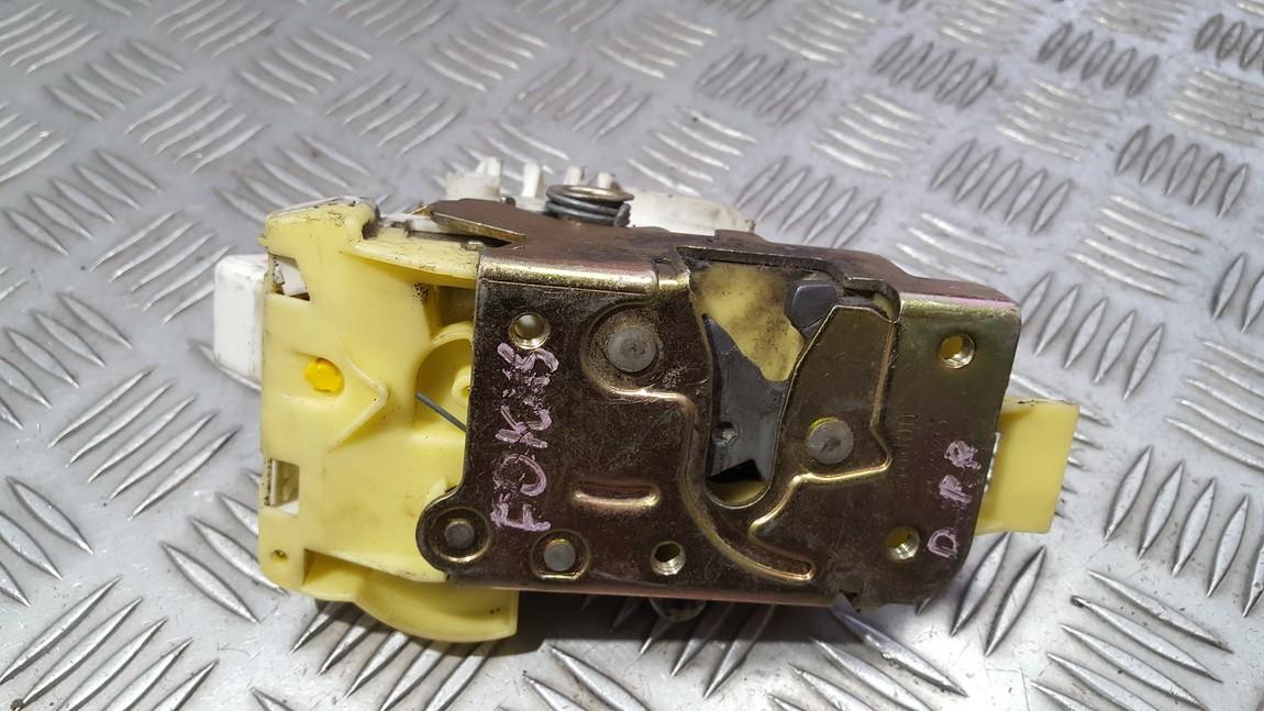 XS41A21812CF Ford Focus 2001 Door Lock Mechanism - FRONT RIGHT