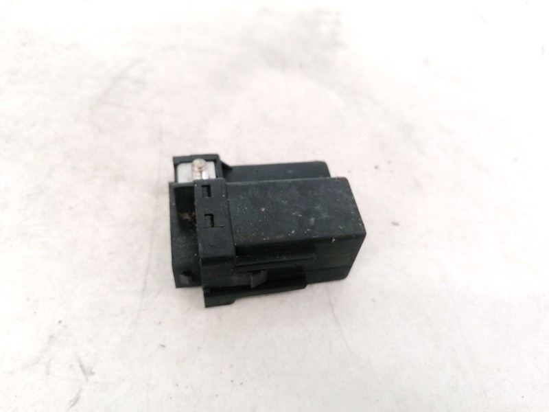 2246919 BMW 5-Series 2003 Glow plug relay - Thumbnail 3