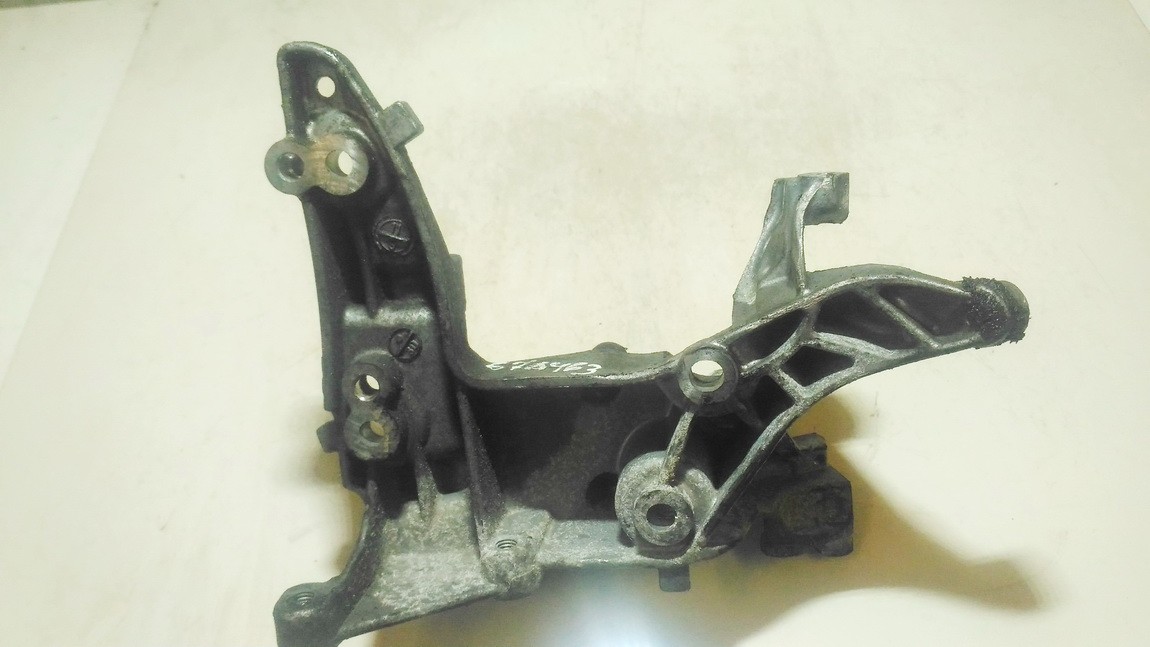 9684613880 Citroen C3 2011 Variklio kronsteinas ir Greiciu dezes kronsteinas - Thumbnail 2