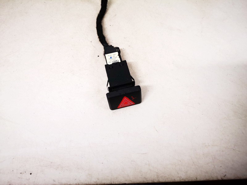 8E0941509 Audi A4 2003 Hazard switch