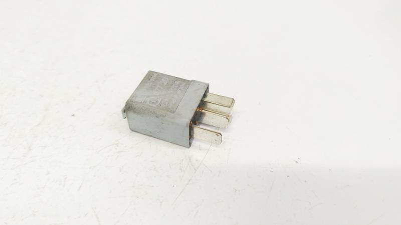 13100504 Opel Astra 2007 Relay module - Thumbnail 2