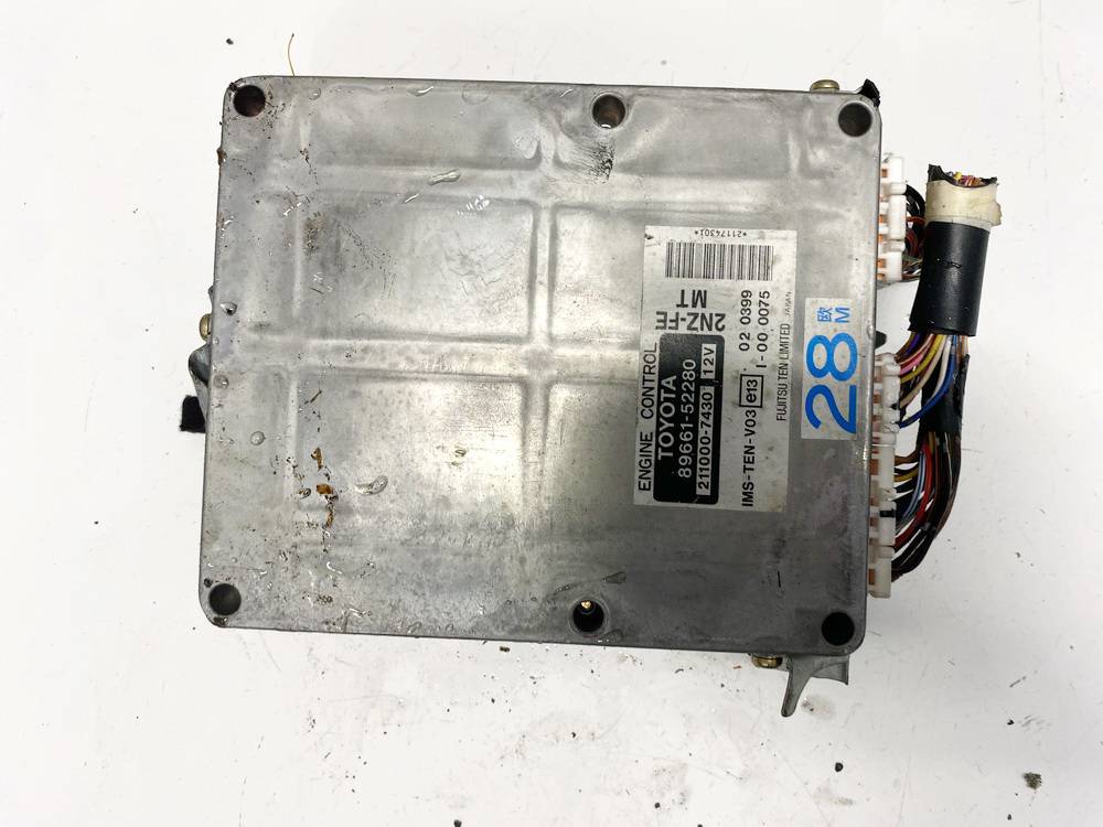 8966152280 Toyota Yaris Verso 2000 Moottorin ohjainyksikkö