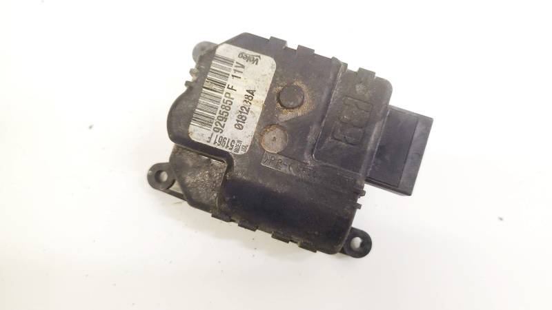 929585PF Dodge Journey 2009 Heater Vent Flap Control Actuator Motor - Thumbnail 2