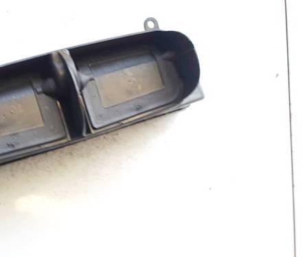 2028300554 Mercedes-Benz C-CLASS 2000 Rejilla Aireadora - 
Moldura protectora de la rejilla de ventilación lateral del panel - Thumbnail 3