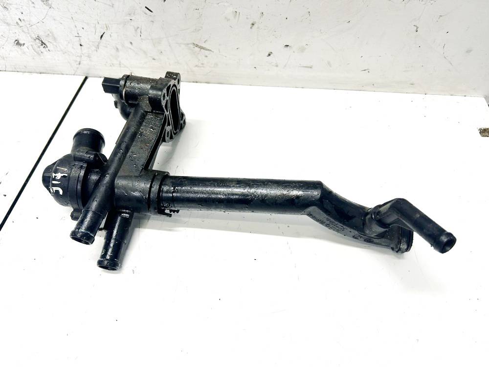 03C12111B Skoda Fabia 2006 Крышка термостата