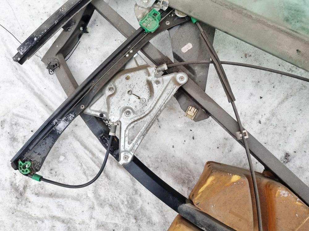 8D0837461 Audi A4 1995 Duru lango pakelejas P.K. - Thumbnail 5