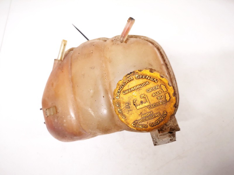 90499809 Opel Vectra 1996 Jäähdytysnesteen paisuntasäiliö