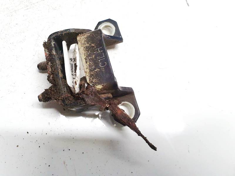 06K28 Chevrolet Captiva 2007 Aizmugurējā vāka eņģe - AIZMUGURE PA KREISI