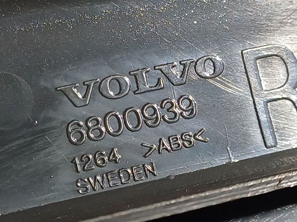 6800939 Volvo V70 1998 Interior trim - Thumbnail 4