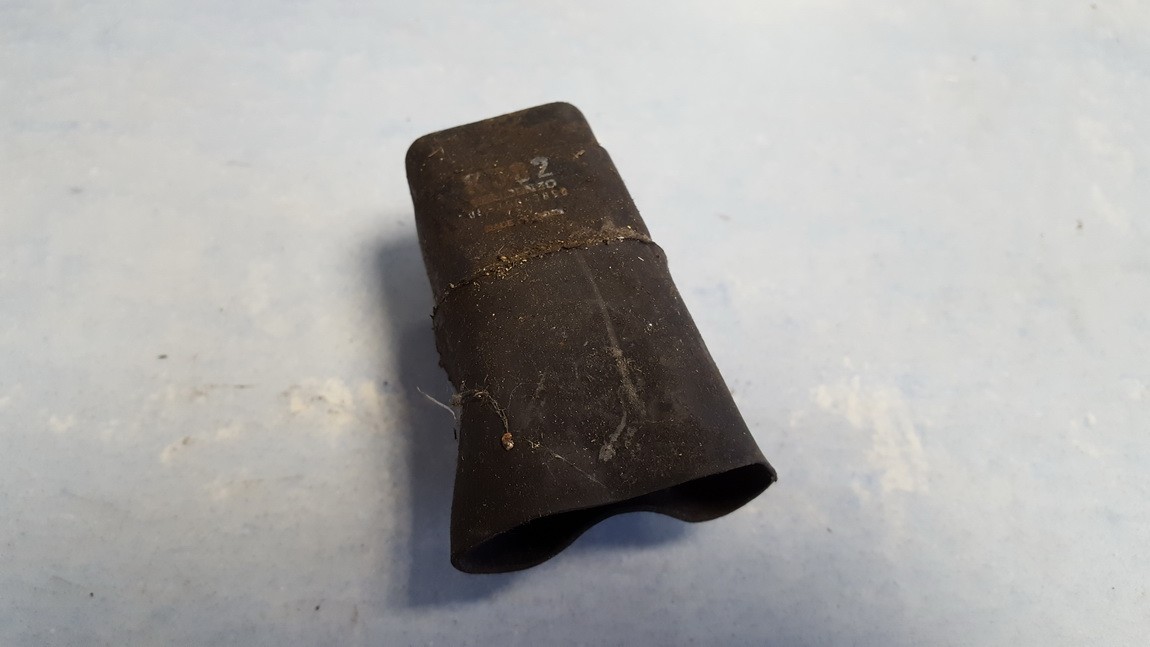 0587003890 0587003890 Fuel Pump Relay Mitsubishi Pajero 1998 8EUR