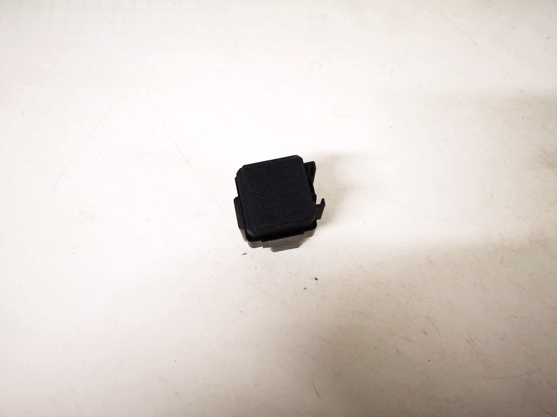 252309F915 Nissan Almera 2004 Relay module