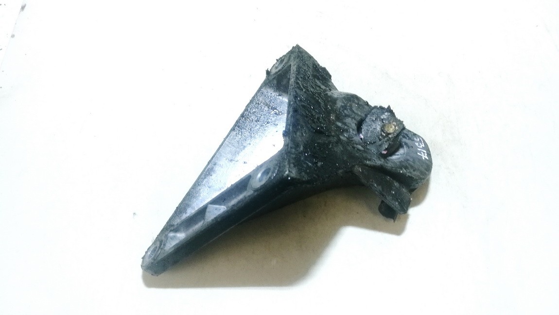 676114901 BMW 5-Series 2006 Engine Mount Bracket and Gearbox Mount Bracket