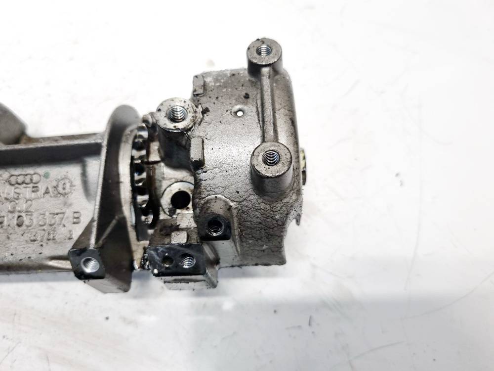 059103337B Skoda Superb 2002 Öljypumppu - Thumbnail 2