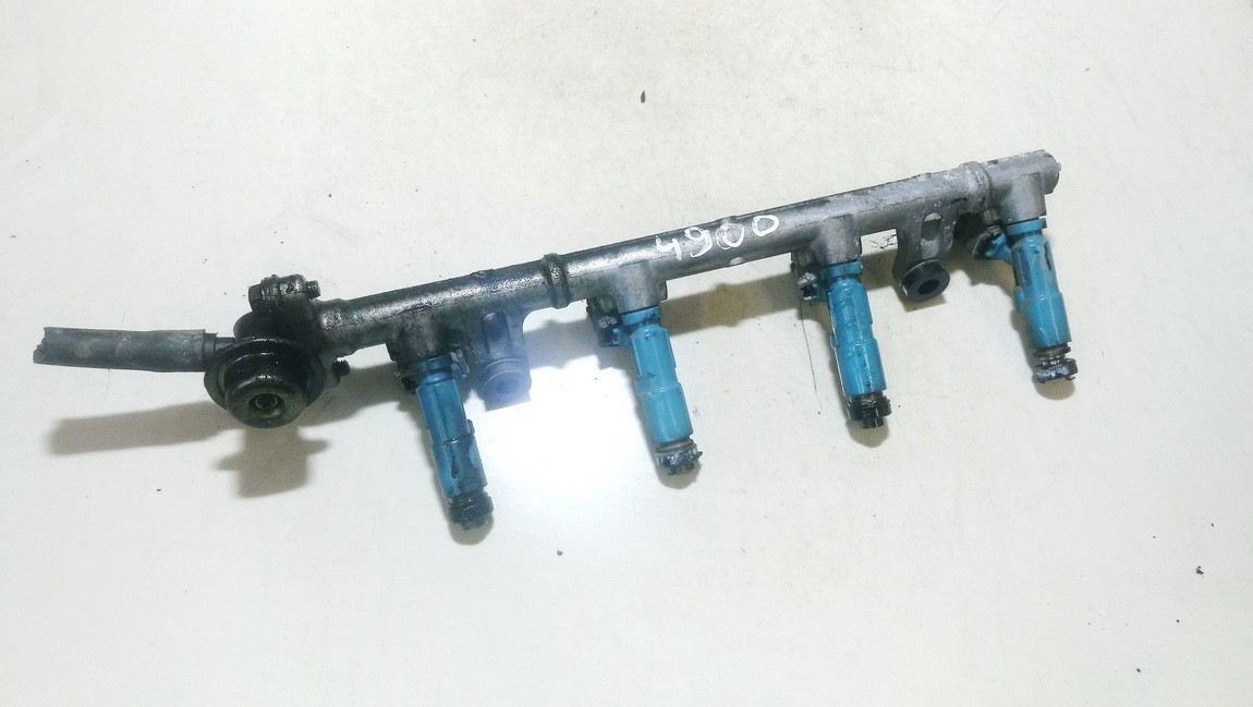 2325023020 Toyota Yaris 2006 RAMPE INJECTION