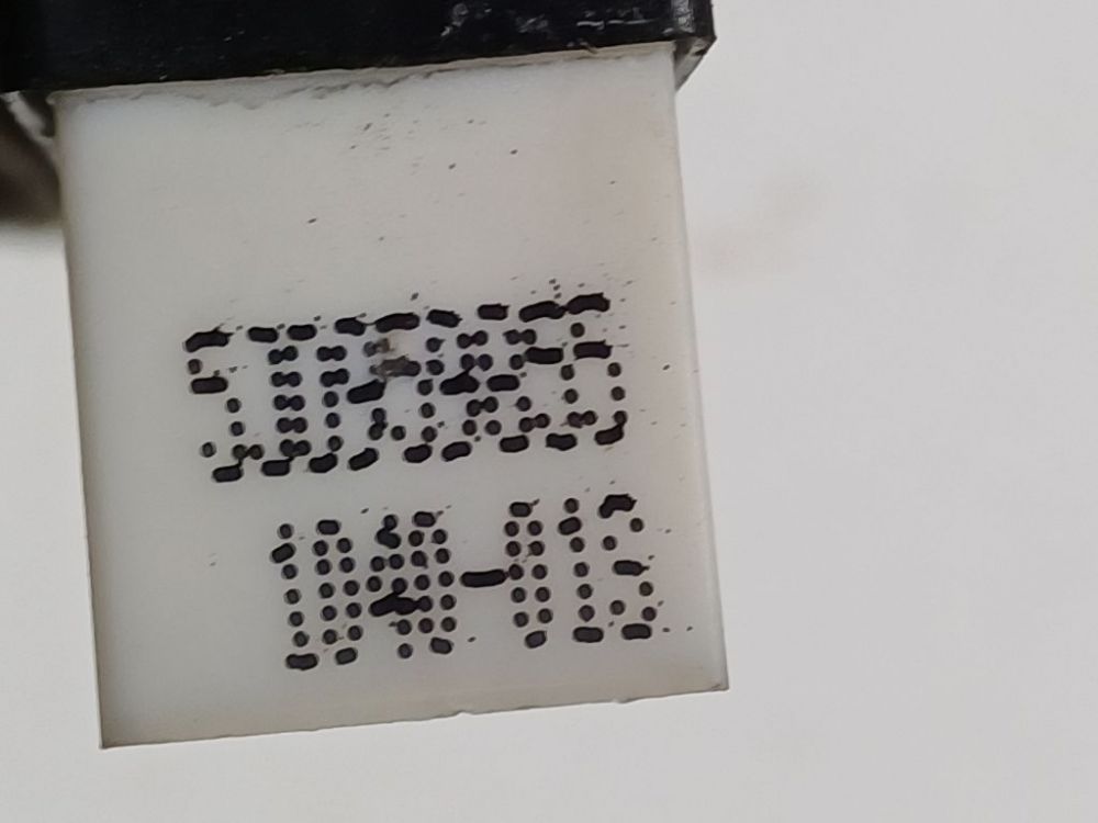 5J0959855 Skoda Superb 2010 Power window control (Window Regulator-Window Switch) - Thumbnail 4