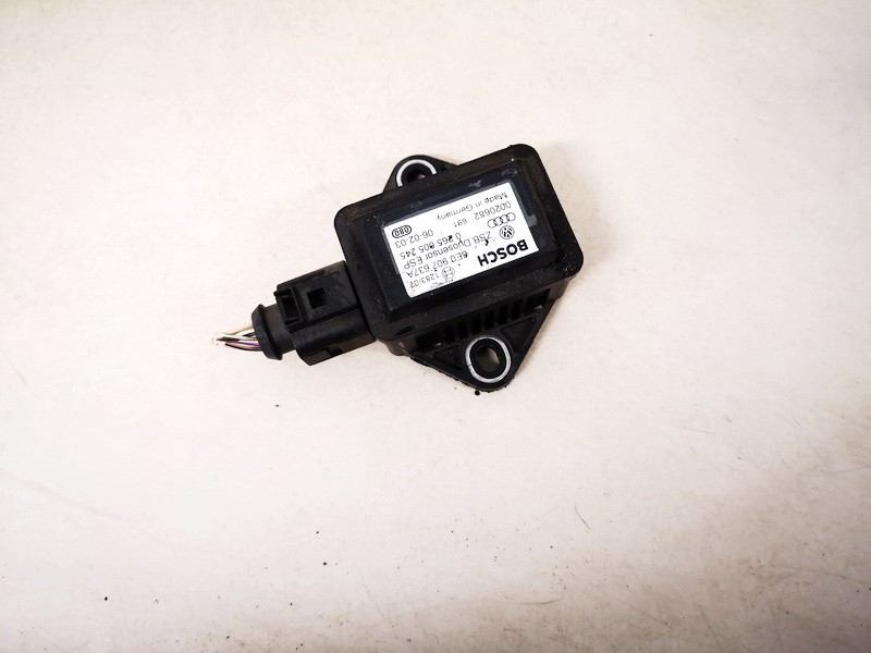 8E0907637A Audi A4 2003 ESP paātrinājuma sensors