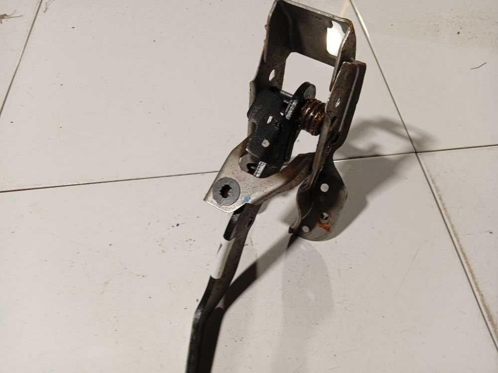 Honda Accord 2004 Jarrupoljin - Thumbnail 3