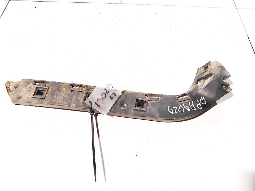 30698695 Volvo V50 2005 Bumper mounts (BUMPER BRACKET) - REAR RIGHT