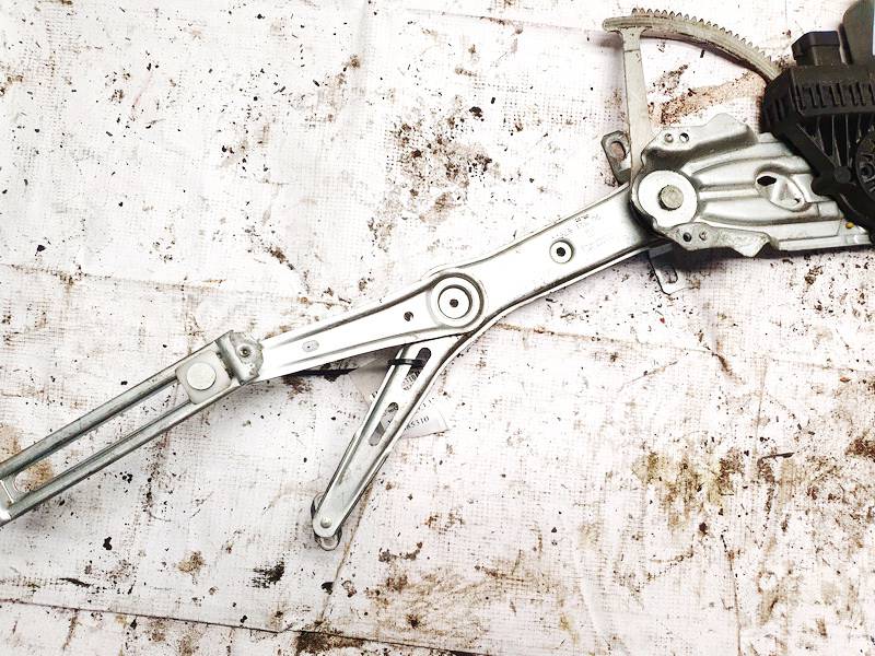 90521676 Opel Astra 2003 Durvju loga pacēlājs - PRIEKŠA PA LABI